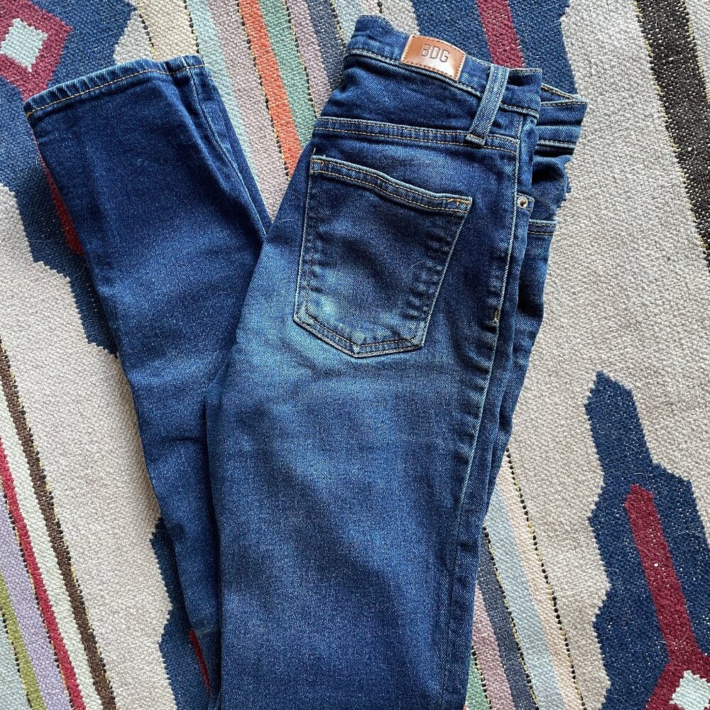 BDG Girlfriend High-Rise Jeans